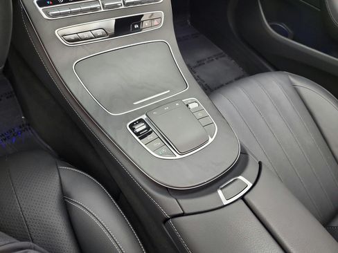 Used 2023 Mercedes-Benz E 350 Sedan image 13