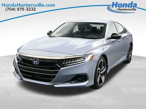 Used 2022 Honda Accord Sport image 3