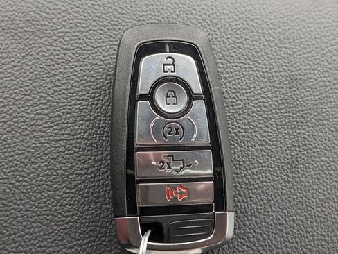 New 2024 Ford F250 Lariat w/ Lariat Ultimate Package image 32