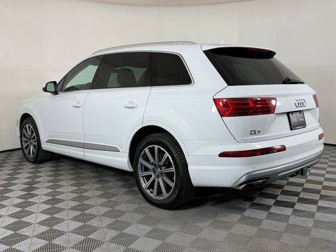 Used 2018 Audi Q7 3.0T Prestige image 3