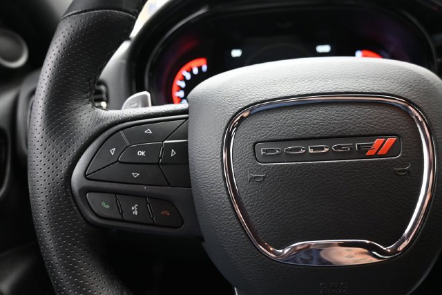 Used 2025 Dodge Durango R/T w/ Blacktop Package AWD/4WD image 26