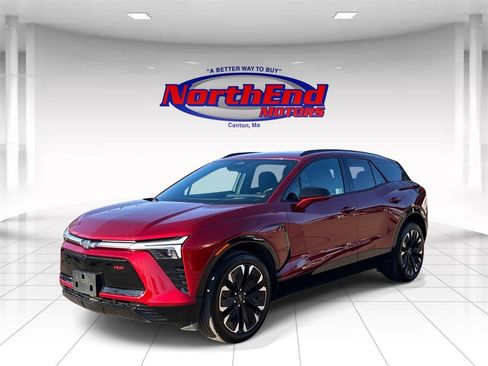 Used 2025 Chevrolet Blazer EV RS image 3