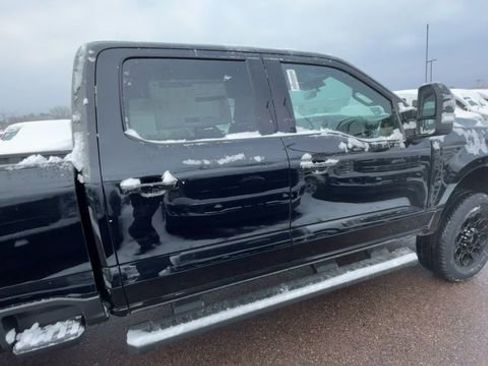 New 2026 Ford F250 Lariat w/ Black Appearance Package image 9
