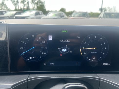 Used 2025 Hyundai Santa Fe Calligraphy image 10