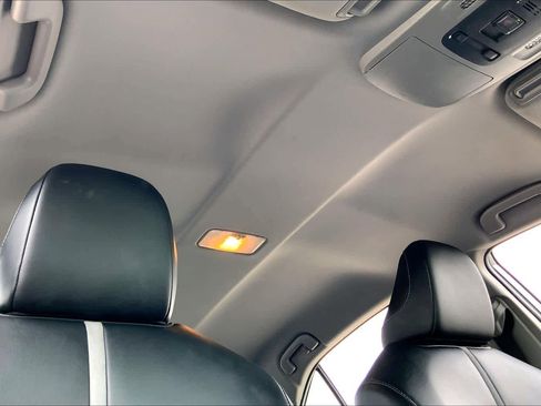 Used 2024 Toyota Camry SE image 13