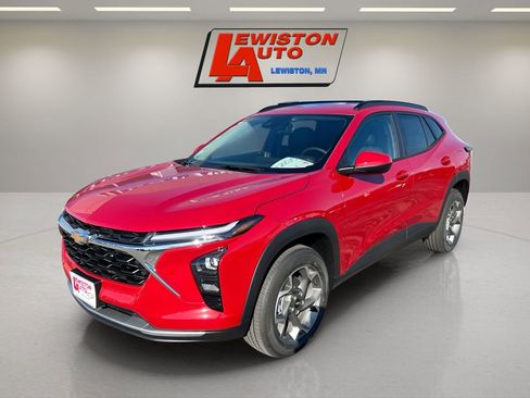 New 2026 Chevrolet Trax LT w/ Driver Confidence Package image 1