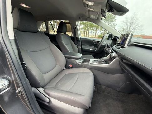 Used 2024 Toyota RAV4 LE image 27