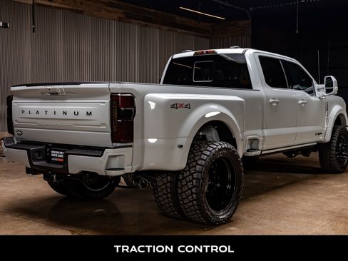 Used 2026 Ford F450 Platinum w/ Platinum Plus Package image 10