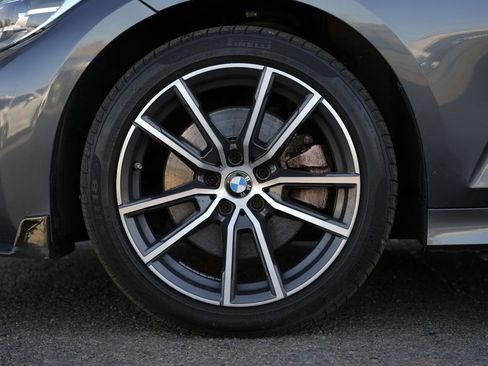 Used 2021 BMW 330i xDrive Sedan w/ Convenience Package image 13