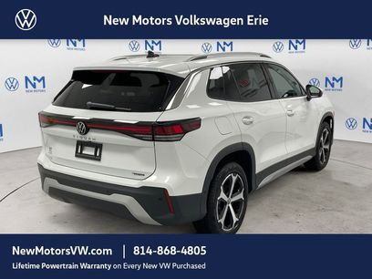 New 2026 Volkswagen Tiguan SE