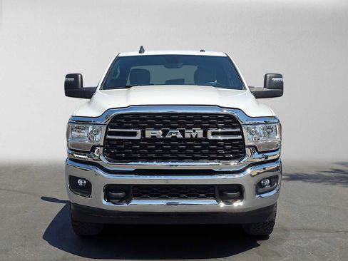 Used 2023 RAM 2500 Big Horn w/ Level 1 Equipment Group AWD/4WD image 8