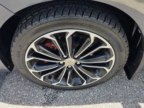 Used 2014 Toyota Corolla S FWD image 16