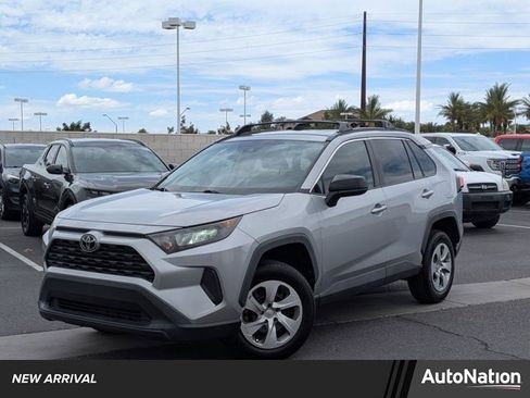 Used 2021 Toyota RAV4 LE w/ Carpet Mat Package (TMS) image 1