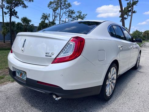 Used 2014 Lincoln MKS AWD w/ Equipment Group 201A image 7