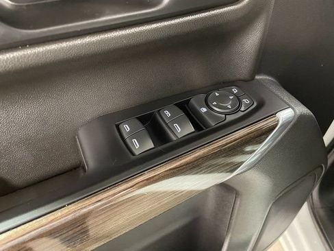Used 2021 Chevrolet Silverado 1500 RST AWD/4WD image 19