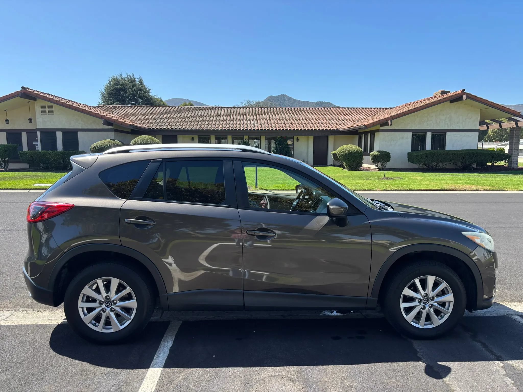 Used 2016 MAZDA CX-5 Touring AWD/4WD image 3