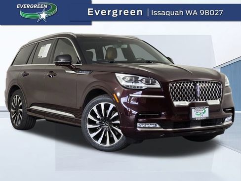 Used 2023 Lincoln Aviator Black Label Grand Touring w/ Class IV Trailer Tow Package image 1