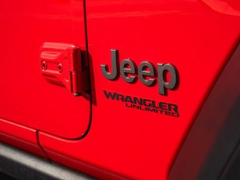 Used 2020 Jeep Wrangler Unlimited Rubicon w/ LED Lighting Group image 15