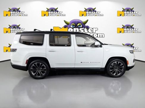 Used 2022 Jeep Grand Wagoneer Series III image 4