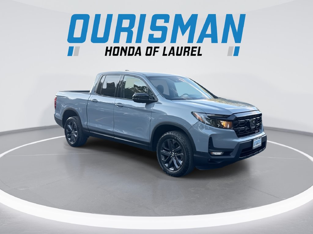 Used 2024 Honda Ridgeline Sport image 2