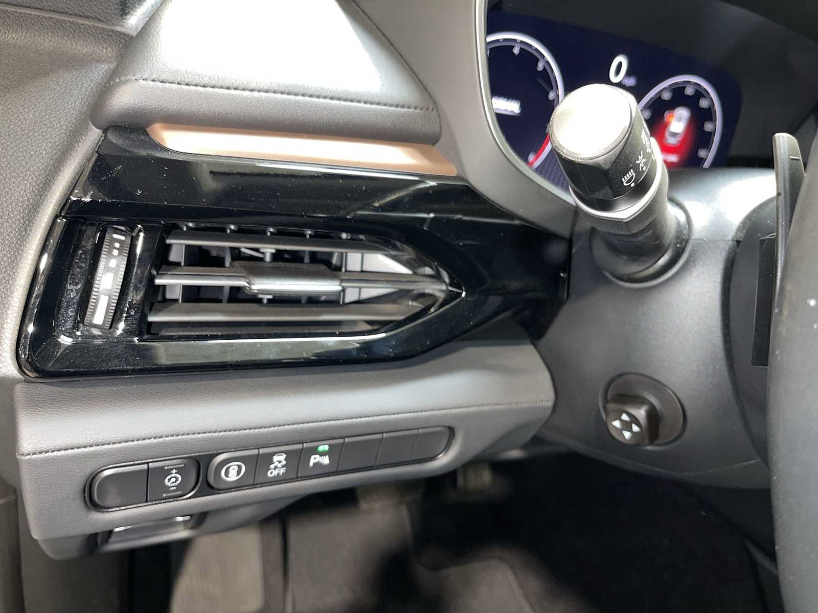 Used 2022 Acura MDX w/ Technology Package AWD/4WD image 23