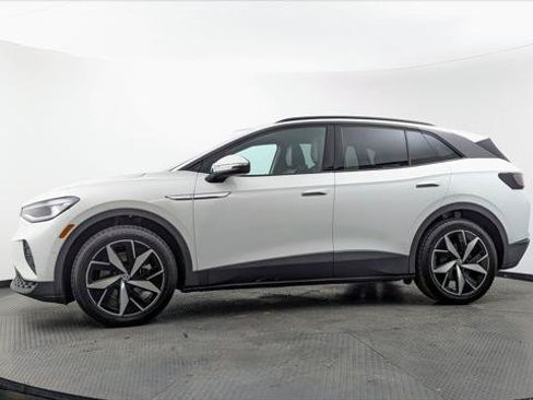 Used 2023 Volkswagen ID.4 S RWD image 3