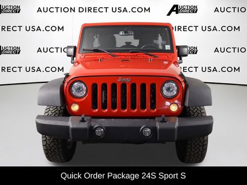 Used 2018 Jeep Wrangler Unlimited Sport S AWD/4WD image 2