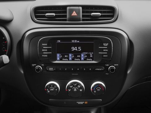 Used 2017 Kia Soul w/ Convenience Package FWD image 13