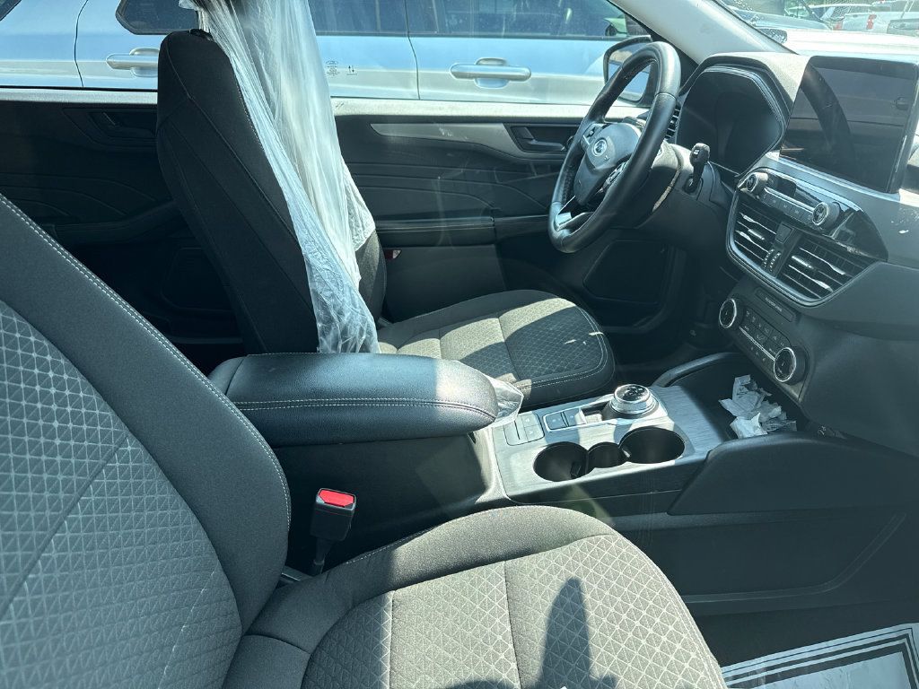 Used 2024 Ford Escape Active AWD/4WD image 19