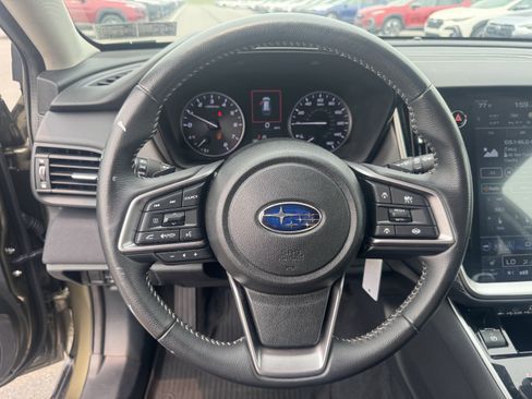 Certified 2025 Subaru Outback Premium AWD/4WD image 16
