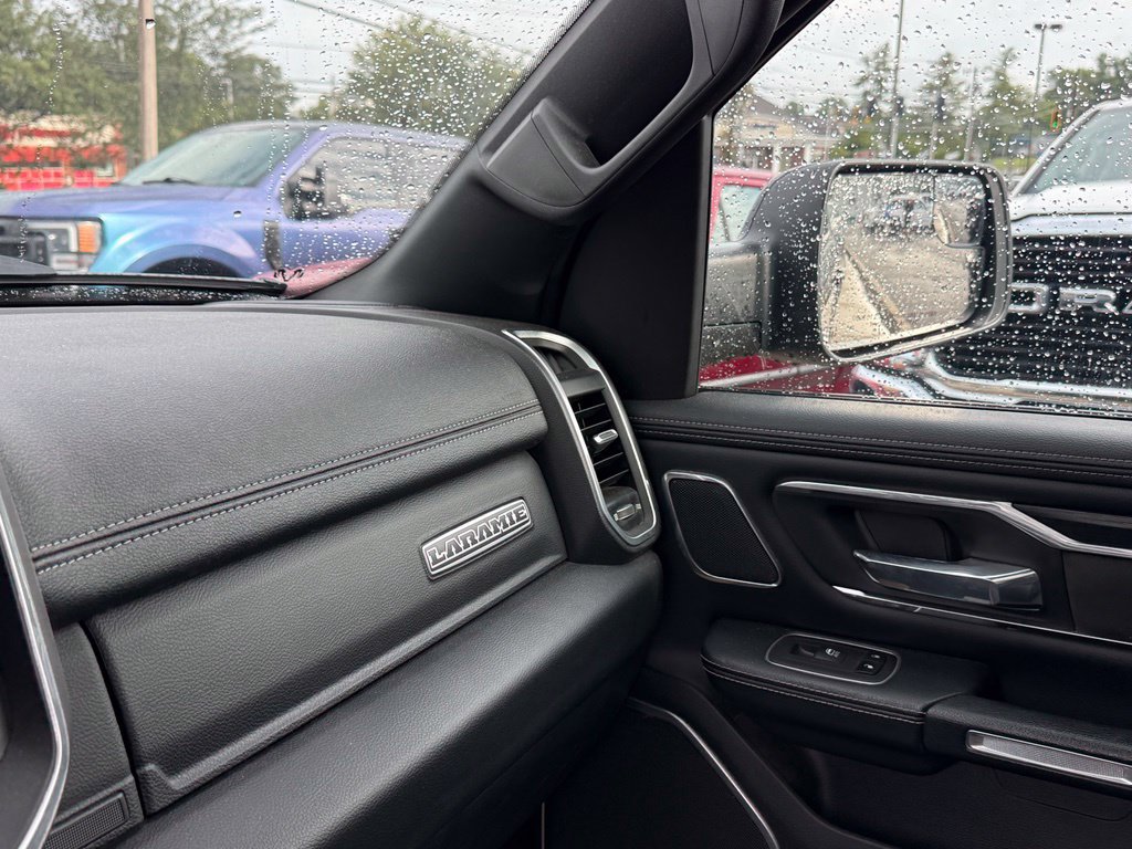 Used 2023 RAM 1500 Laramie AWD/4WD image 23