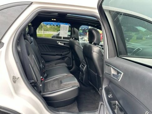 Used 2019 Ford Edge ST w/ Equipment Group 401A AWD/4WD image 20