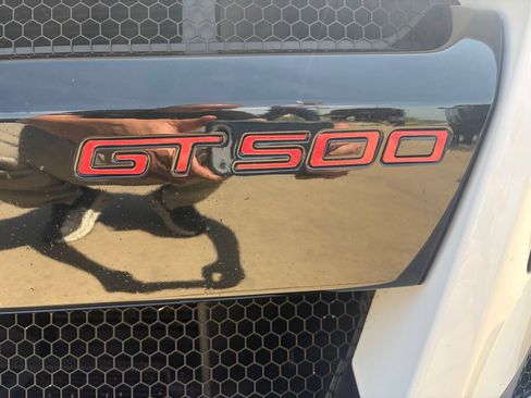 Used 2020 Ford Mustang Shelby GT500 w/ Technology Package RWD image 3