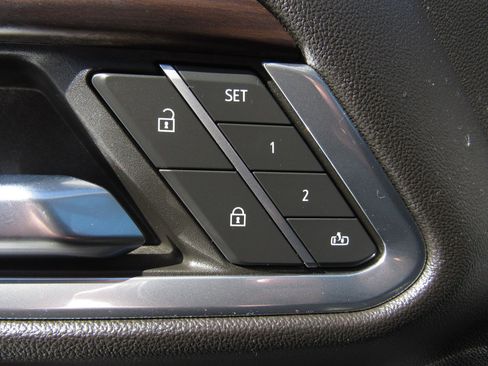 Used 2023 GMC Sierra 1500 SLT w/ SLT Premium Plus Package image 24