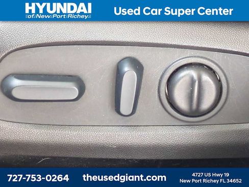 Used 2023 Chevrolet TrailBlazer LT w/ Convenience Package FWD image 21