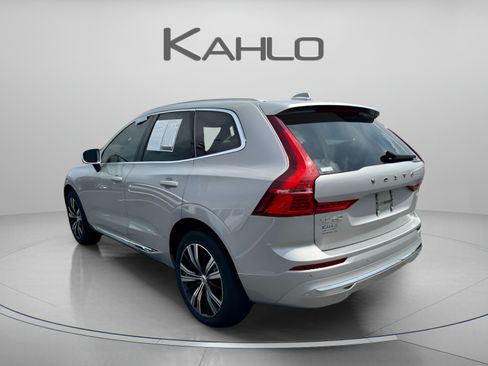 Used 2022 Volvo XC60 B5 Inscription FWD image 2