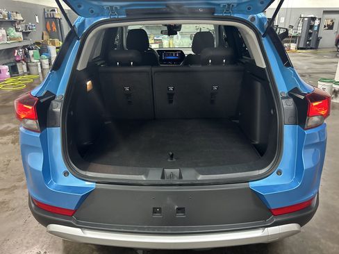 Used 2025 Chevrolet TrailBlazer LT image 25