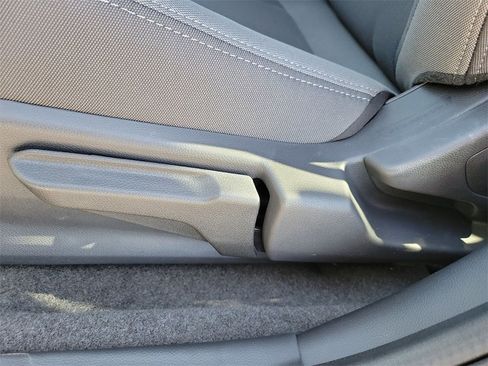 New 2026 Subaru Crosstrek 2.0i Premium image 17