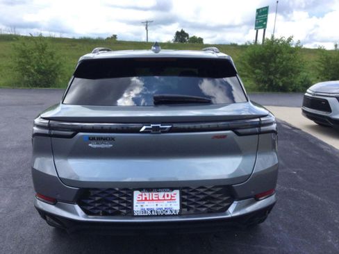 Used 2024 Chevrolet Equinox EV RS w/ Active Safety Package 3 image 9