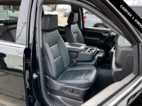 Used 2025 GMC Sierra 1500 SLT image 28