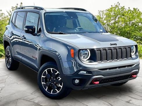 Used 2023 Jeep Renegade Trailhawk w/ Sun/Sound Group image 10