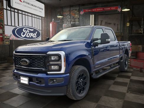 New 2026 Ford F250 Lariat w/ Black Appearance Package image 1