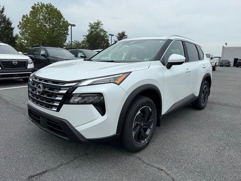 New 2026 Nissan Rogue SV w/ SV Premium Package image 2