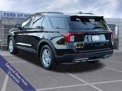 Used 2026 Ford Explorer Active w/ Active Comfort Package image 7