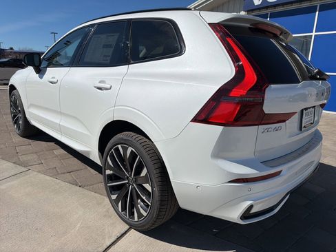 New 2026 Volvo XC60 B5 Ultra w/ Protection Package Premier image 4