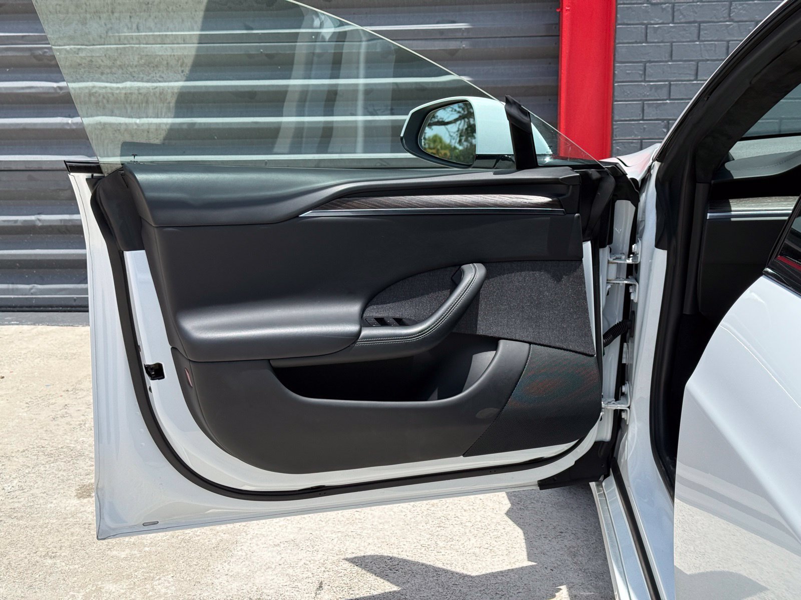 Used 2023 Tesla Model S AWD/4WD image 12
