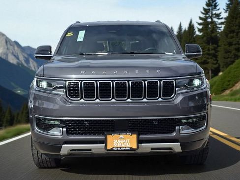 Used 2023 Jeep Wagoneer L Series II image 3