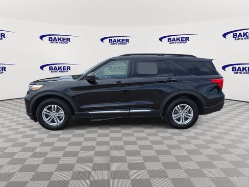 Used 2022 Ford Explorer XLT w/ Equipment Group 202A AWD/4WD image 8