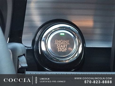 Certified 2022 Lincoln Corsair AWD w/ Equipment Group 101A image 23