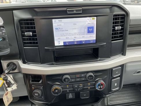 New 2025 Ford F350 XL w/ XL Chrome Package image 17